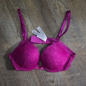 Victoria's Secret Very Sexy Push Up Fuchsia Lace Bra